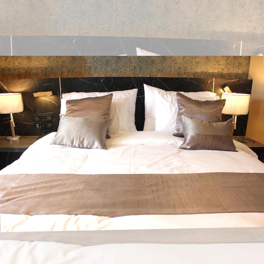 De Paris Hotel ميدان المظهر الخارجي الصورة