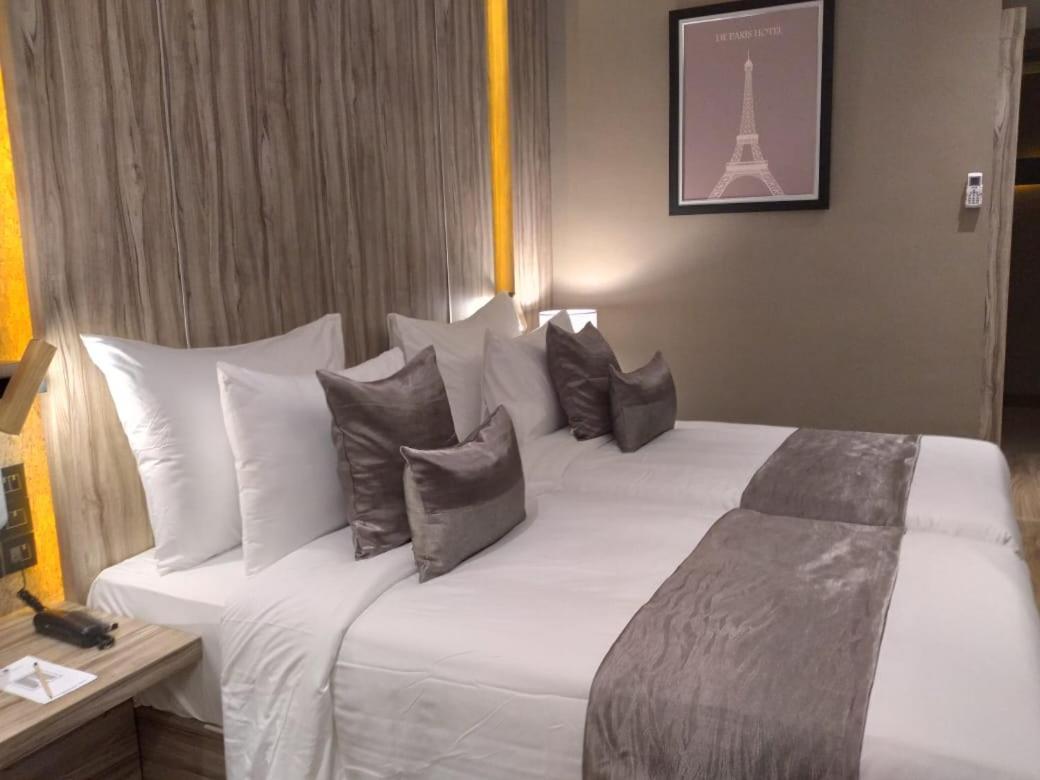 De Paris Hotel ميدان المظهر الخارجي الصورة