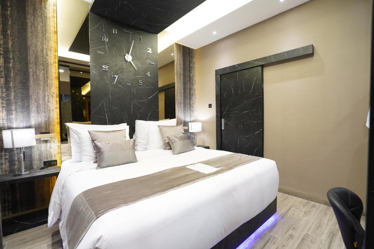 De Paris Hotel ميدان المظهر الخارجي الصورة